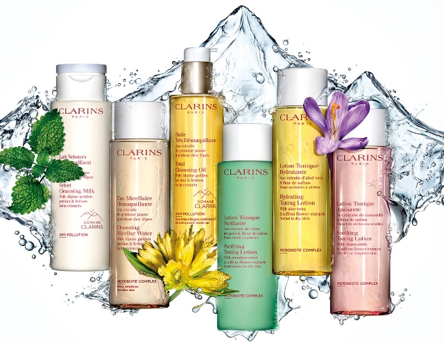 Clarins Kosmetik, verschiedene Produkte zur Hautreinigung, Gesichtspflege, Hautpflege, Kosmetik